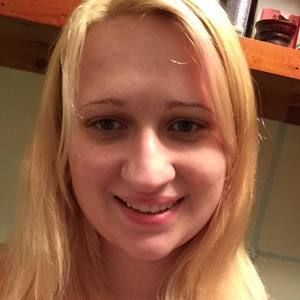 Meet your Posher, Katelyn